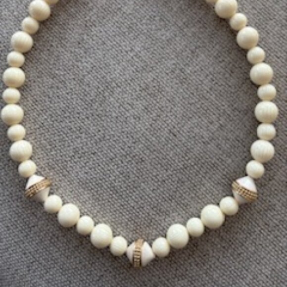 Vintage Givenchy necklace-Faux Ivory chunky beaded design-Haute Couture 1980's - Picture 1 of 7